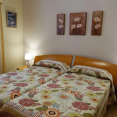 Frailes Apartment *
